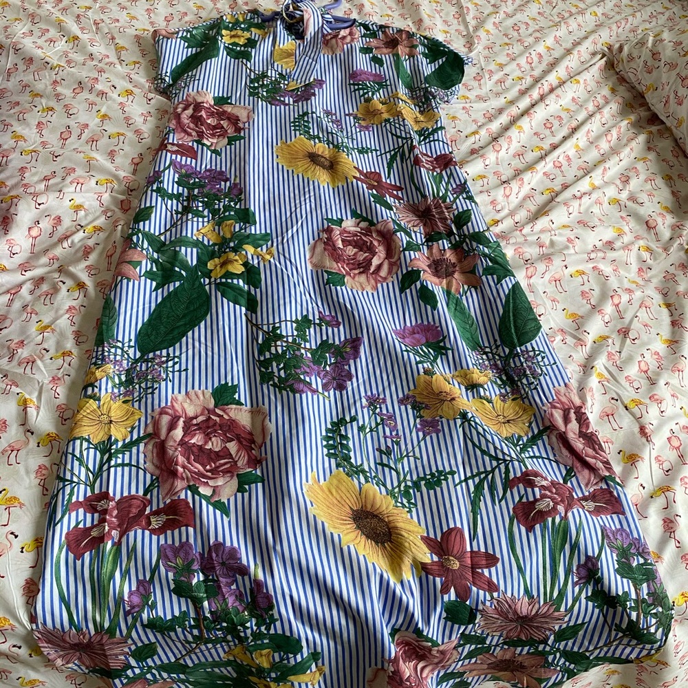 Long flowery dress